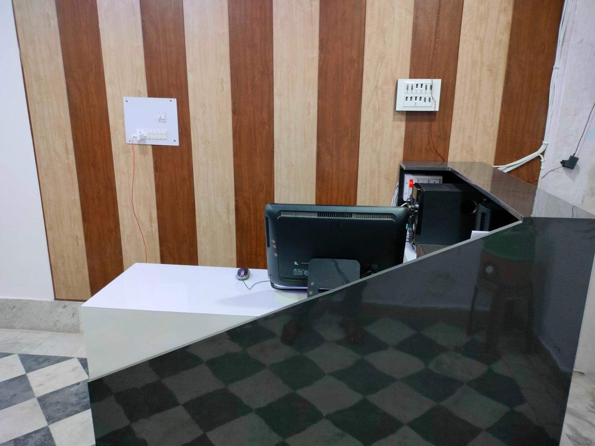 Oyo Palace Hotel Rohtak المظهر الخارجي الصورة